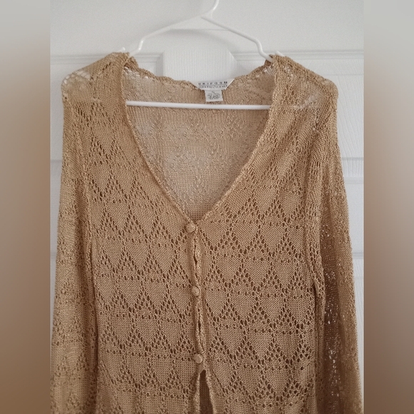 #439Uniform by John Paul Richard button down crochet cardigan. Size: X-Large - Picture 2 of 7